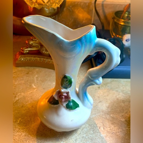 Lusterware Blue & White Small Bud Vase- Vintage - Picture 1 of 9